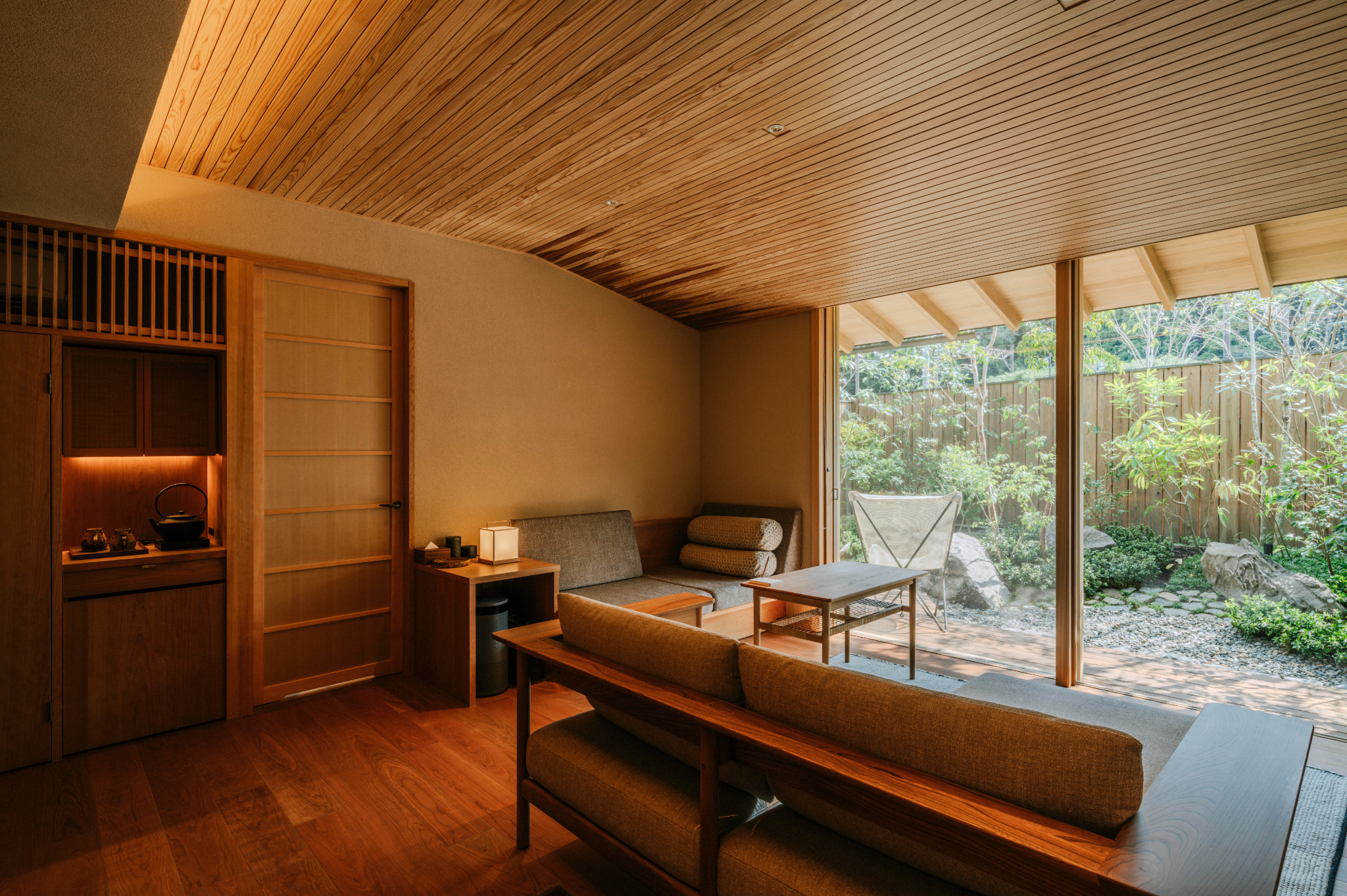 客室の様子、お庭